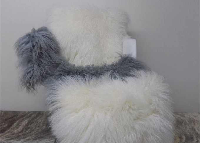 Η μογγολική προβιά ρίχνει άσπρο γνήσιο Sheepskin μαξιλαριών με τις φυσικές μπούκλες