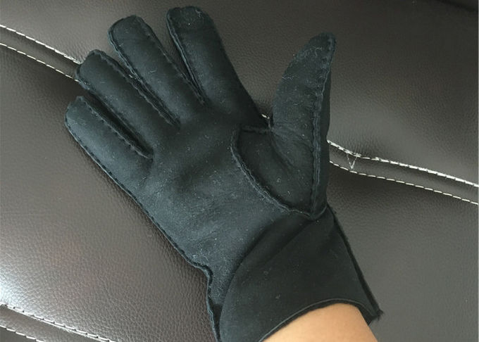 Διπλά αναπνεύσιμα ευθυγραμμισμένα Sheepskin γάντια γυναικείου μαύρα δέρματος για την τηλεφωνική χρήση κυττάρων 