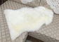 Γνήσιες τέσσερις Sheepskin δερμάτων κουβέρτες, άσπρη φυσική εγχώριο Sheepskin κρέμας κουβέρτα  προμηθευτής