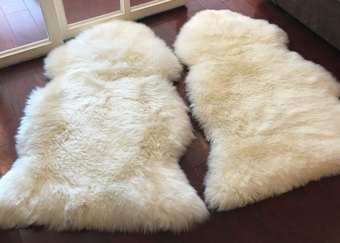 Μακρυμάλλης πραγματική Sheepskin μαλλιού κουβέρτα με την άσπρη μορφή 60 X 90cm προβάτων Natura