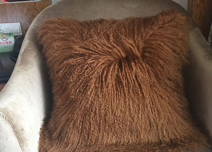 Μακρύ σγουρό μαξιλάρι αρνιών μαλλιού πορφυρό μογγολικό, θιβετιανό μογγολικό διακοσμητικό μαξιλάρι γουνών 