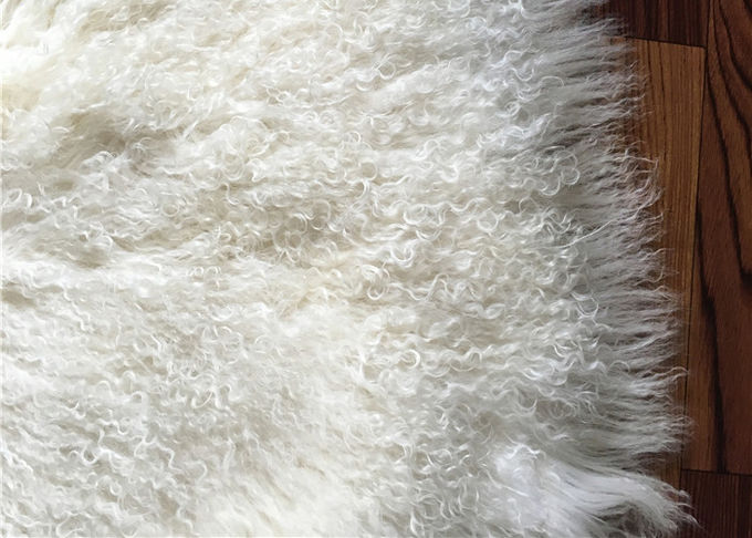 Καφετιά βαμμένη ορθογώνια μογγολική Sheepskin γούνα κουβερτών για τη φωτογραφία μωρών